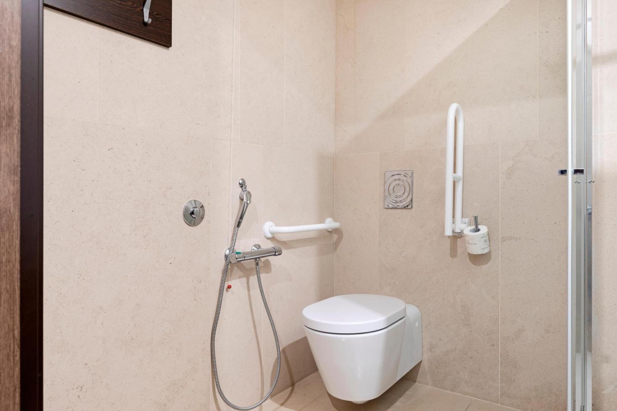B&B Hotel Milano Central Station Экстерьер фото
